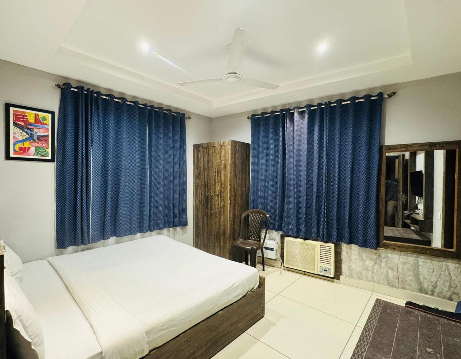 Hotel Pearl Inn Rudrapur Exterior foto
